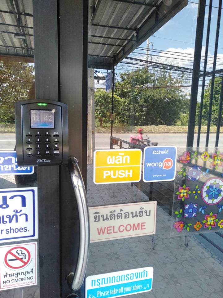 ขายโรงแรม ขายโฮสเทล 2 ชั้นครึ่ง ติดถนนใหญ่ ใกล้ ม.แม่ฟ้าหลวง ใกล้เซเว่น 6.8 ล้าน