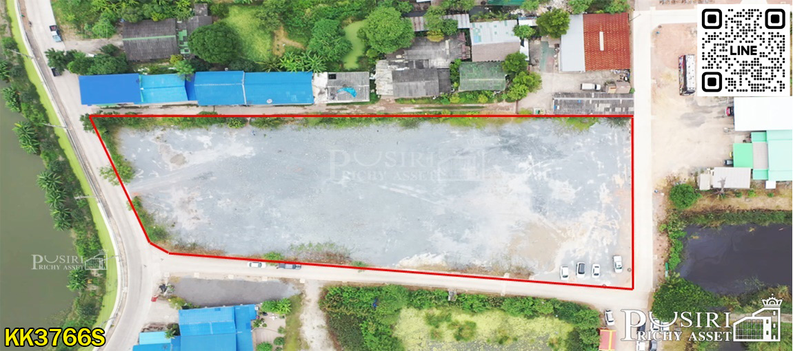 แบ่งขายที่ 1-3.5 ไร่ ถมพร้อม รูปทรงสวย ติดถนน 3 ด้าน เดินทางสะดวกใกล้ถนนเศรษฐกิจเพียง 750 ม. เชื่อมต่อคลองสี่วา-เอกชัย