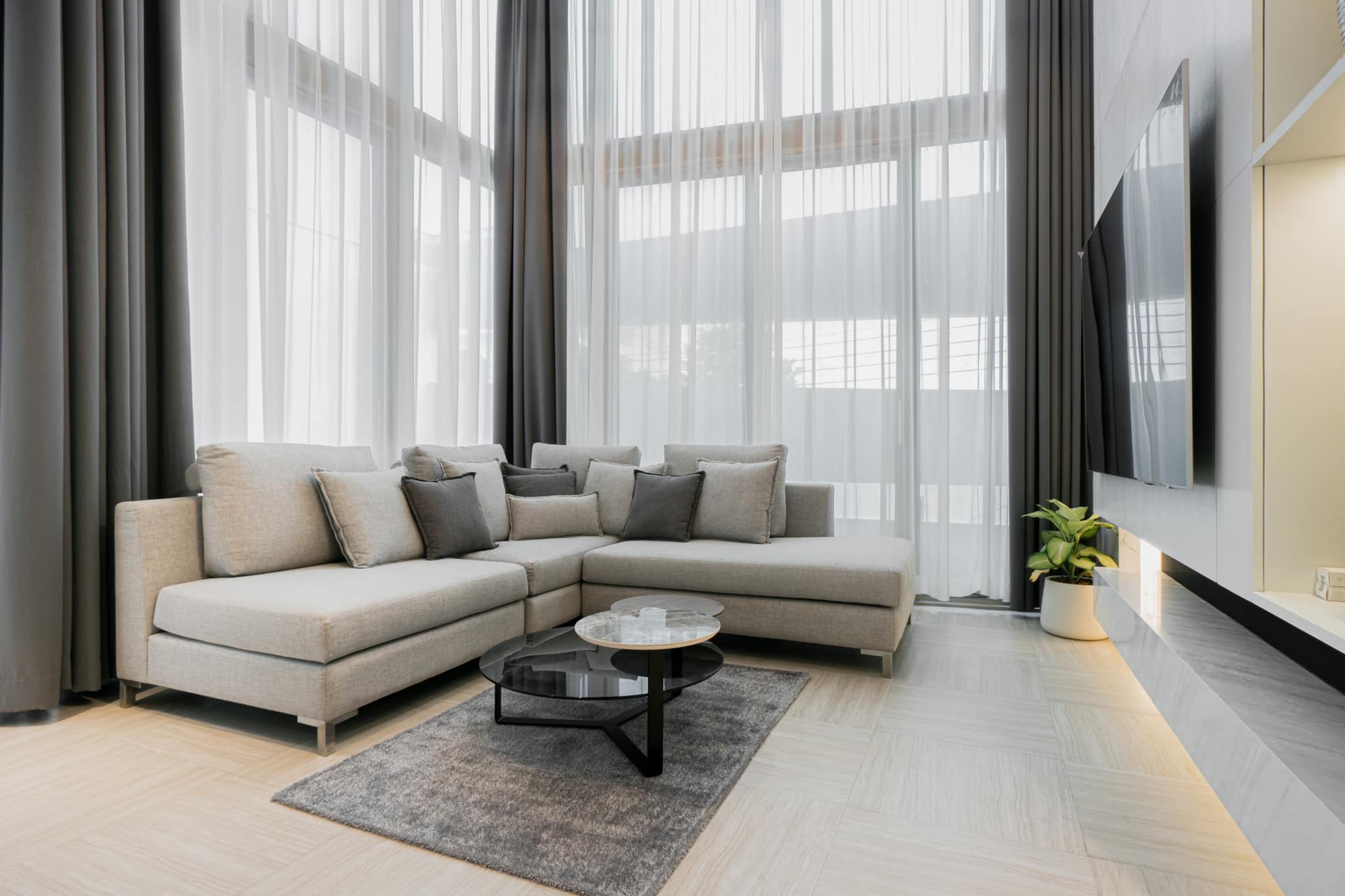 ขายโฮมออฟฟิศ สุดหรู ตกแต่งครบพร้อมอยู่ LUXE 35 (Luxury Townhome) 4 ชั้น 3 ห้องนอน 4 ห้องน้ำ 1 ห้องออกกำลังกาย ลาดพร้าว