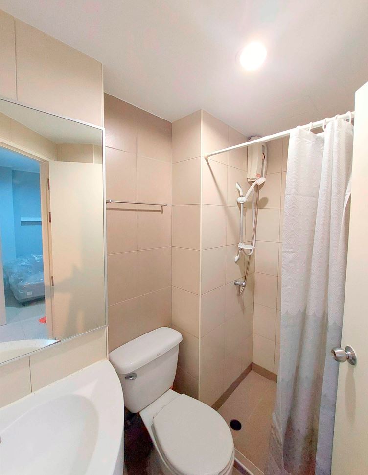 ให้เช่าคอนโด ลุมพินี ฯ รามอินทรา-นวมินทร์ ชั้น 18 วิวสวย ทำเลดีติดถนนใหญ่ เข้าออกได้ 2 ทาง เดินทางสะดวก