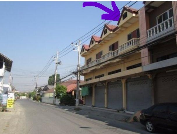 ขายด่วน อาคารพาณิชย์ 2.5 ชั้น 15 ตรว.  หางดง เชียงใหม่