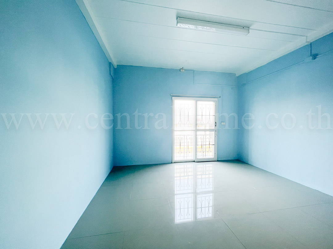 อาคารพาณิชย์ ลภาวัน 22 บางใหญ่ หลังมุม