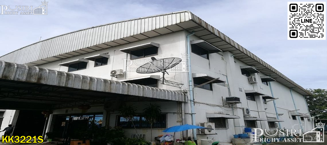 โรงงานตั้งอยู่บนเนื้อที่ขนาด 5 ไร่ หันหน้าทางทิศตะวันออก ประตูด้านหน้ากว้าง 7 เมตร สูง 2.5 เมตร สะดวกต่อการขนส่งสินค้าเข้าออก ตัวโรงงานแบ่งออกเป็น 3 หลัง