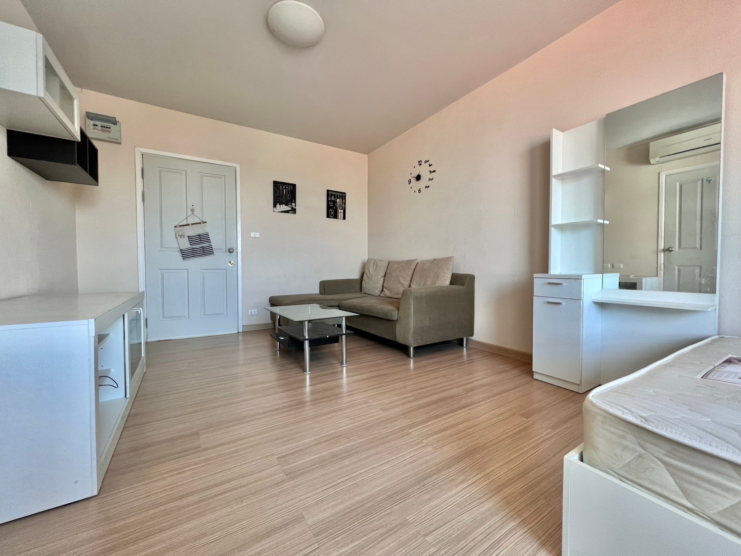 ขายหรือให้เช่า Plum Condo Nawamin (พลัม คอนโด นวมินทร์) ตึก B  ชั้น 6 ทำเลดี วิวสูง ห้องสะอาดน่าอยู่ (เจ้าของขายเอง)