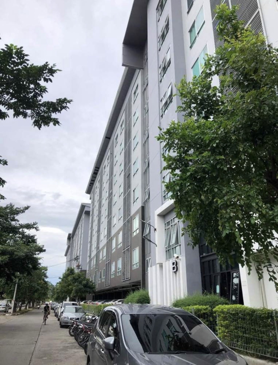 ขายหรือให้เช่า Plum Condo Nawamin (พลัม คอนโด นวมินทร์) ตึก B  ชั้น 6 ทำเลดี วิวสูง ห้องสะอาดน่าอยู่ (เจ้าของขายเอง)