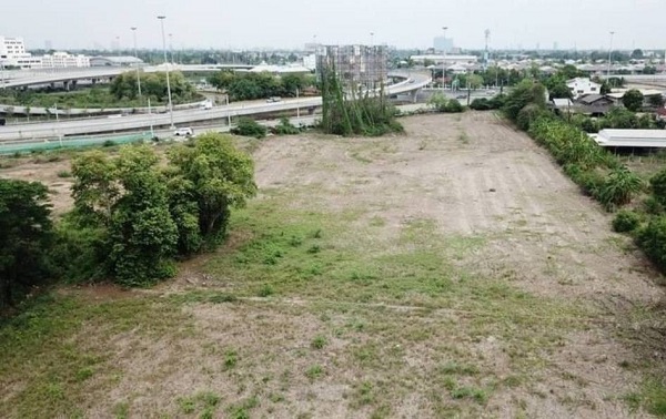 ขายที่ดิน 7 ไร่ ริมถนน สาย345 ใกล้ทางลงถนนราชพฤกษ์   อ.ปากเกร็ด จ.นนทบุรี หน้ากว้างประมาณ 120ม.  หลังที่ดิน ติดหมู่บ้านฟ้าใหม่