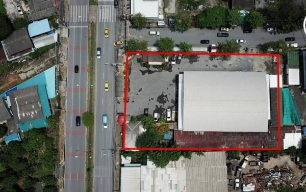 ขายที่ดิน 965 ตรว. (2ไร่ 1งาน 65ตรว) บางบัวทอง  ริมถนนบางกรวยไทรน้อย 6 เลน ใกล้ หมู่บ้าน ช.รุ่งเรือง