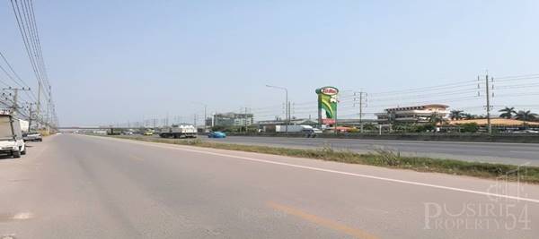 ให้เช่าโกดังใหม่ 1,900 ตร.ม. พื้นที่ใช้สอยเยอะจุใจ พร้อมออฟฟิศ + ห้องนอน ใกล้พระราม 2 เพียง 250 ม.