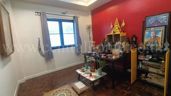 ทาวน์เฮ้าส์ หมู่บ้าน รัตนาวลัย ดอนเมือง พร้อมเฟอร์นิเจอร์
