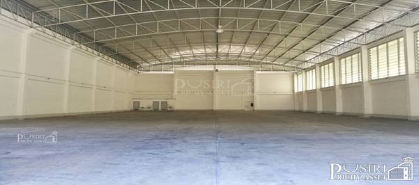 ให้เช่าโรงงานสภาพใหม่ 700-5,920 ตร.ม. บนพื้นที่สีม่วง รถเทรลเลอร์เข้า-ออกสะดวก ปลอดภัยด้วยรปภ.คอยดูแล 24 ชั่วโมง เพชรเกษม 122 - KK3717S