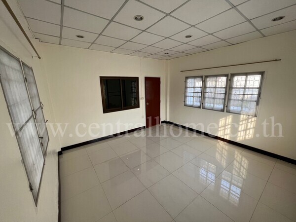 บ้านเดี่ยว เปรมฤทัย 3 รามอินทรา - กาญจนาภิเษก หลังมุม