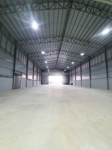 ให้เช่าโกดังใหม่พร้อมออฟฟิศ ขนาด1500ตรม. ติดถนนเพิ่มสิน  ทะลุสายไหม  พหลโยธินได้ใกล้ทางด่วนและวงแหวนอุตสาหกรรม ราคา 140 - 150 บาท ต่อ ตร.ม 