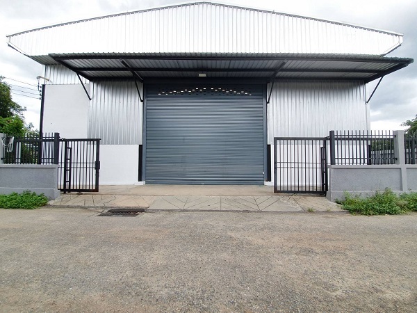 ให้เช่าโกดังพร้อมออฟฟิศขนาด 1000 ตรม. ย่านรามอินทรา  พหลโยธิน  ใกล้ด่วนและวงแหวนอุตสาหกรรม  