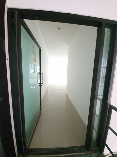 ให้เช่าโกดังพร้อมออฟฟิศขนาด 1000 ตรม. ย่านรามอินทรา  พหลโยธิน  ใกล้ด่วนและวงแหวนอุตสาหกรรม  