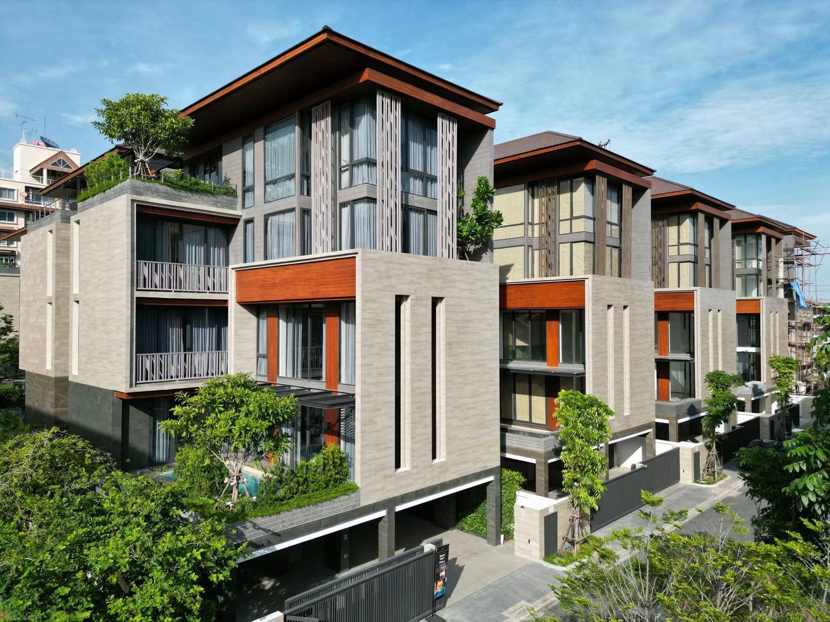 ขายหรือให้เช่าบ้านสุดหรู บ้าน 5 ชั้น มีลิฟต์ส่วนตัว โครงการ Anina Villa Sathorn-Yenakart ตกแต่งพร้อมเข้าอยู่ตามรูปเลยค่ะ