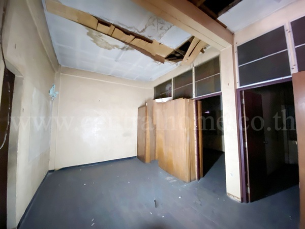 เช่าเซ้ง อาคารพาณิชย์ 2 คูหา ใกล้ หอนาฬิกา ท่าน้ำนนท์