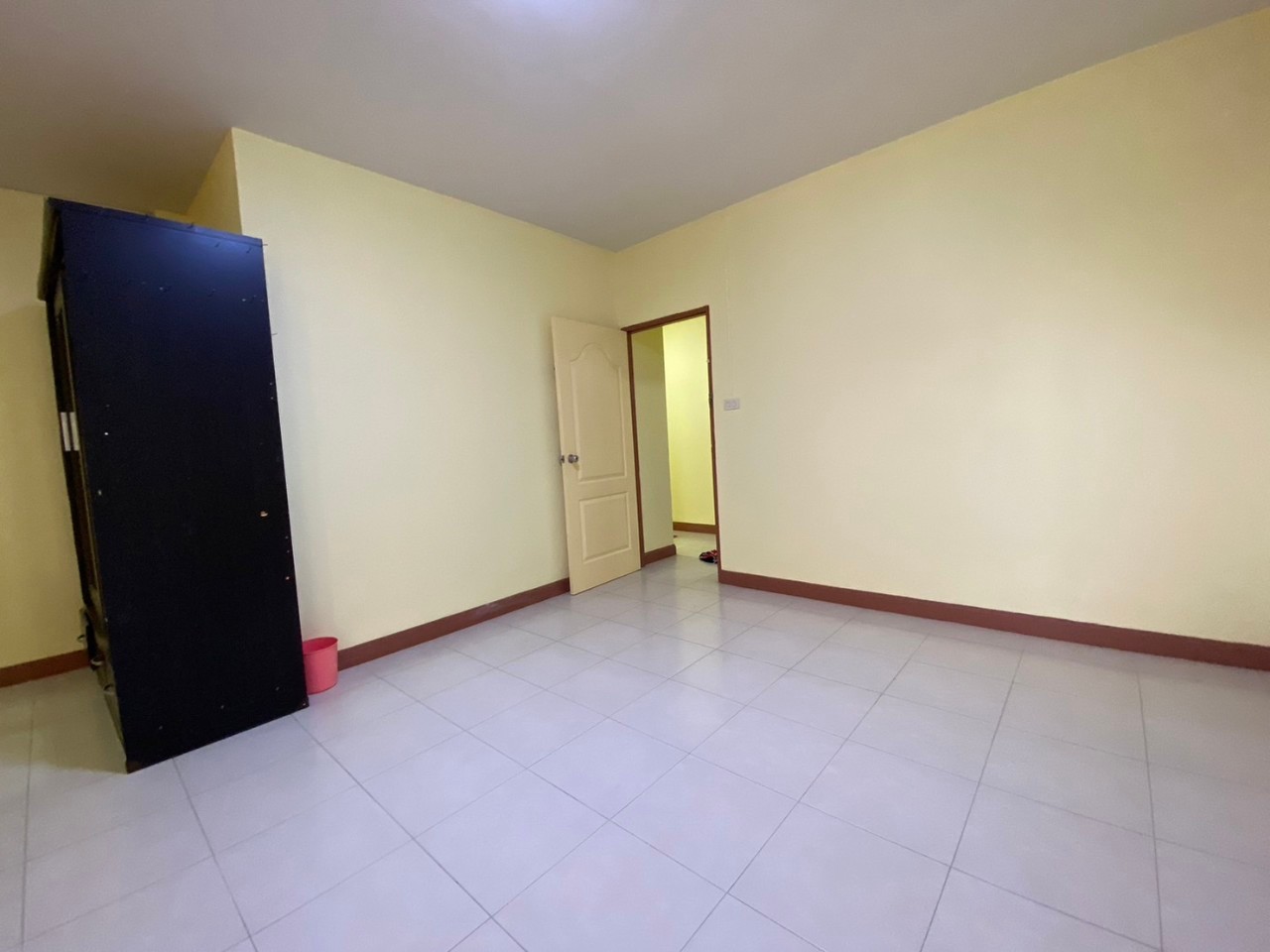 ขายบ้าน2ชั้น  หมู่บ้านกลอรี่เฮ้าส์ เฟส 1  ถนนเลียบคลองหนึ่ง