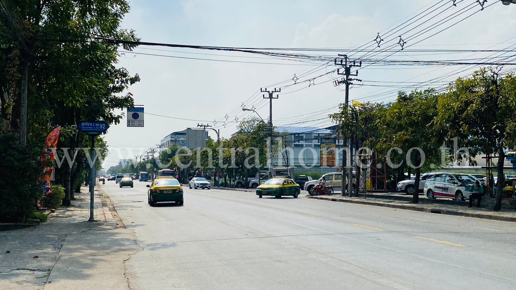 อาคารพาณิชย์ แมกไม้ ติดถนนสุขาภิบาล 5 ทำเลทอง ฝั่งตรงข้ามตลาดวงศกร