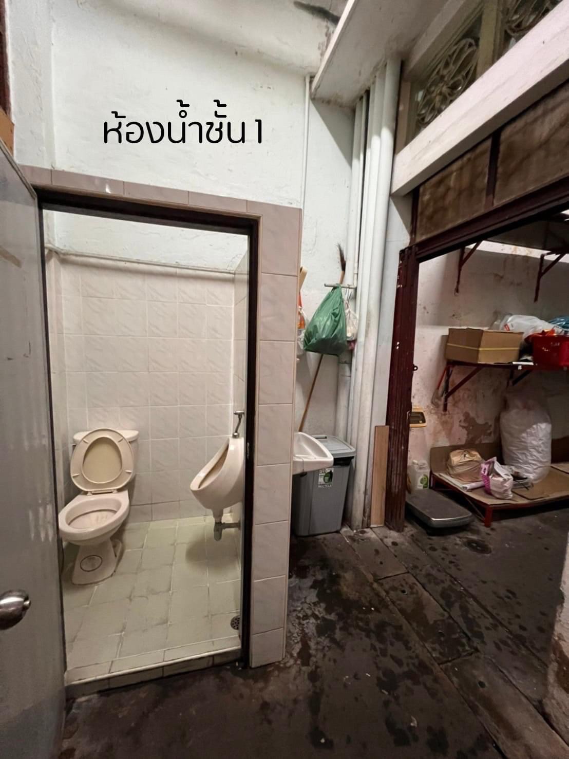 ขายอาคารพาณิชย์ 6 ชั้นย่านเยาวราช-สำเพ็ง ขนาด 32 ตรวา  มีลิฟท์ ด่วน 