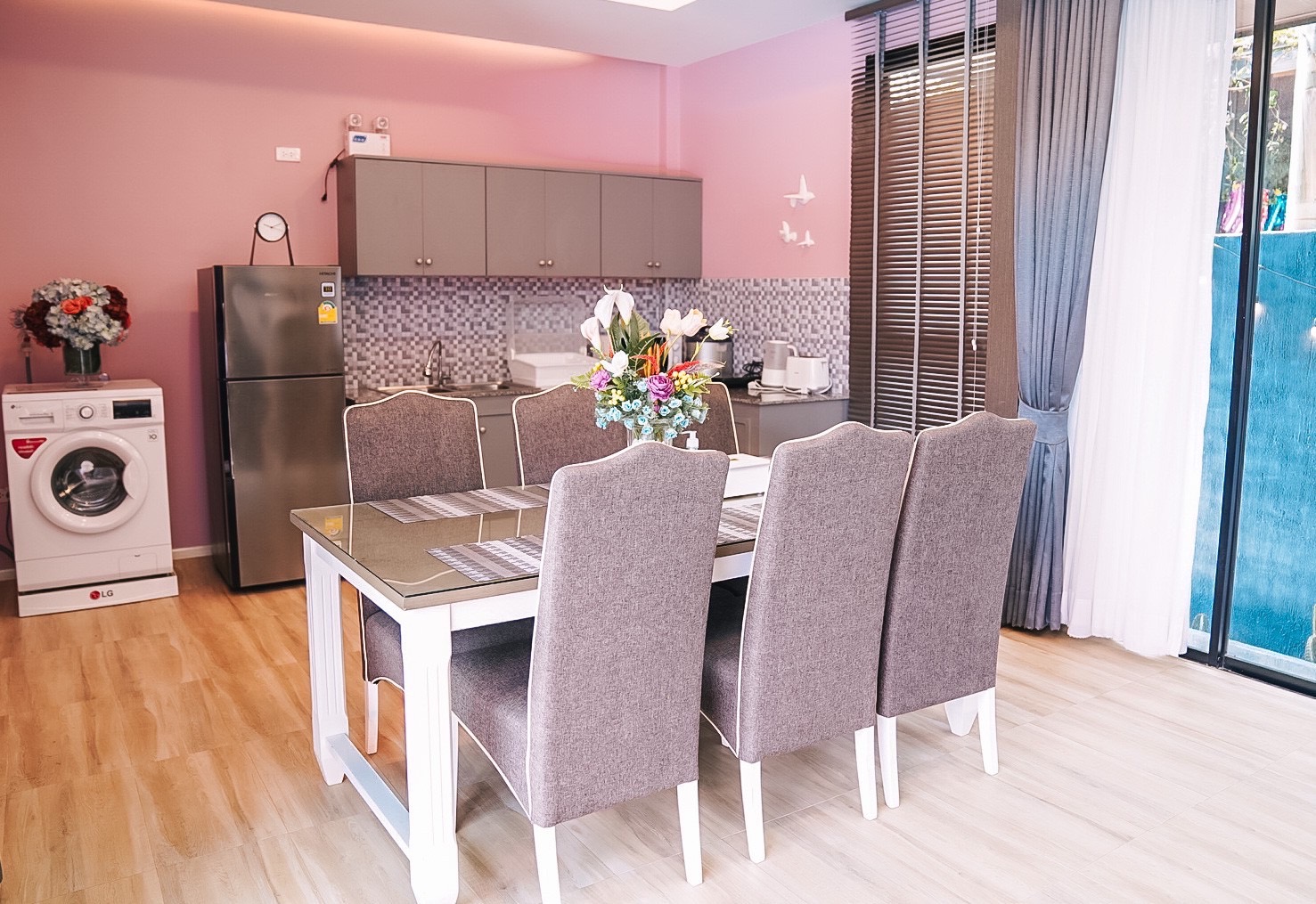 ขายบ้านพักพูลวิลล่า พร้อมดำเนินการธุรกิจปล่อยเช่าต่อ ทำเลดี ชะอำ เพชรบุรี มีลูกค้าเช่าตลอด