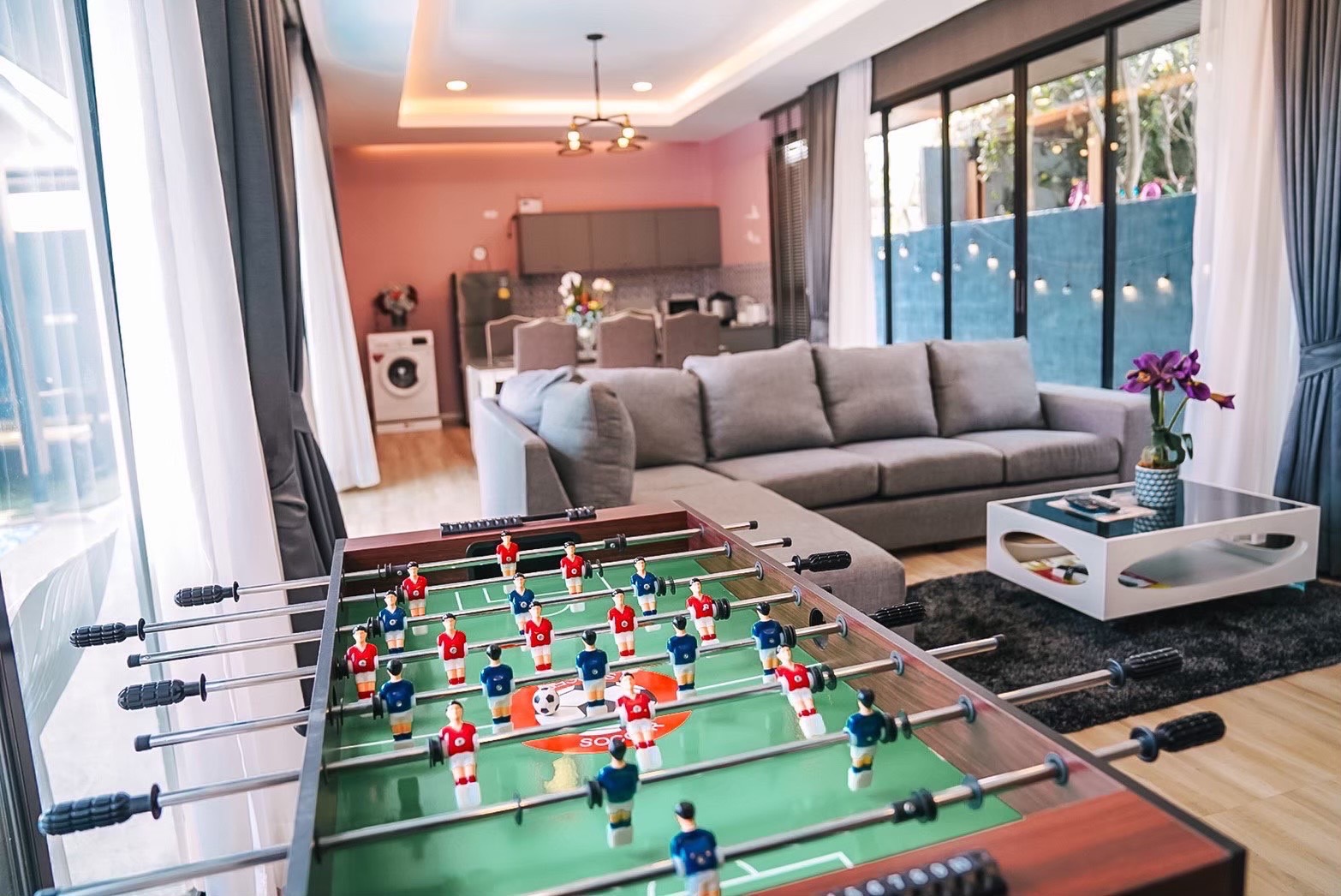 ขายบ้านพักพูลวิลล่า พร้อมดำเนินการธุรกิจปล่อยเช่าต่อ ทำเลดี ชะอำ เพชรบุรี มีลูกค้าเช่าตลอด