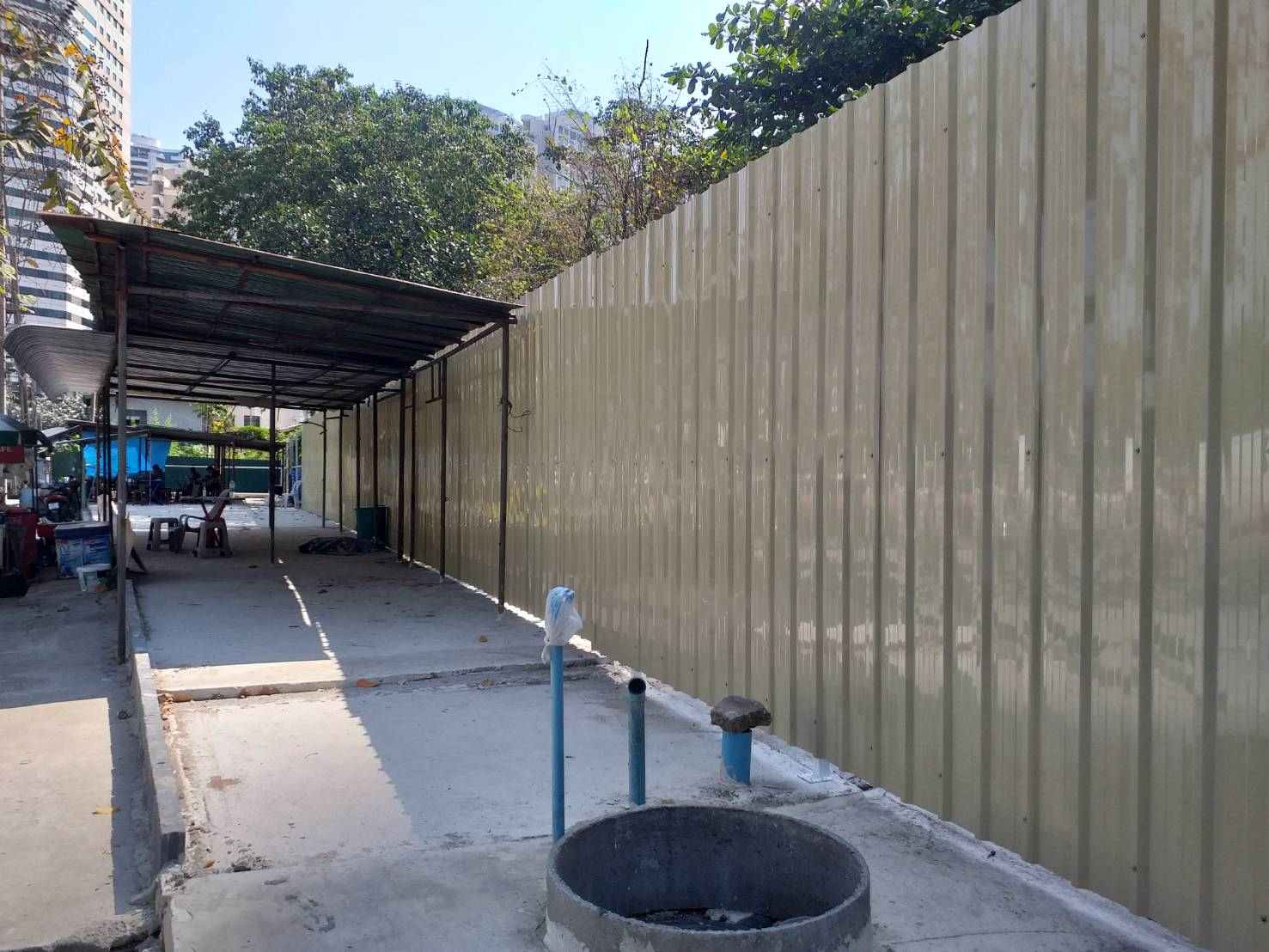 ด่วน ขายที่ดินเปล่า ติดถนนพระราม 3  พท. 484  ตร.ว.  หน้ากว้าง  65  ม.