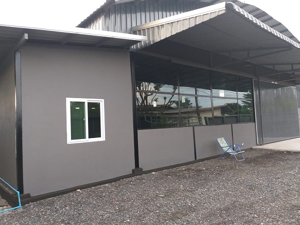  ให้เช่าและขาย โกดังใหม่พร้อมสำนักงาน  ห้องน้ำ2ห้อง บนถนนหทัยราษฎร์ พท.440ตรม