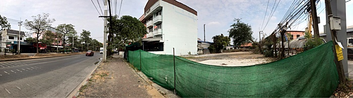 ให้เช่า ที่ดินเปล่าแปลงมุม ติดถนนหลัก ลำลูกกา ถมแล้ว 221 ตรว.