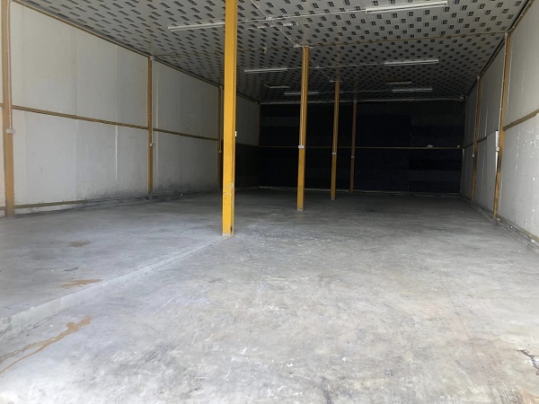 ให้เช่าโกดังรามอินทรา 40 ซอยนวลจันทร์  ใกล้สถานีรถไฟฟ้าสีชมพูรามอินทรา กม.6  พื้นที่ 200 ตร.ม  พื้นที่โกดังเก็บของ ขนาด 10 x 20 ม.