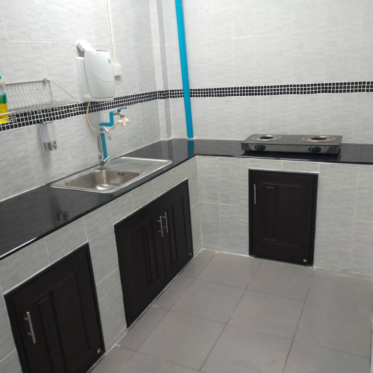 รับต่อเติมบ้านและงานอื่นๆ กันสาดหน้าบ้าน โรงจอดรถ ห้องน้ำ ห้องครัว เดินไฟ ตามเนื้อหาด้านล่าง งานเล็กงานน้อย-งานมาก ไปหมดqqq