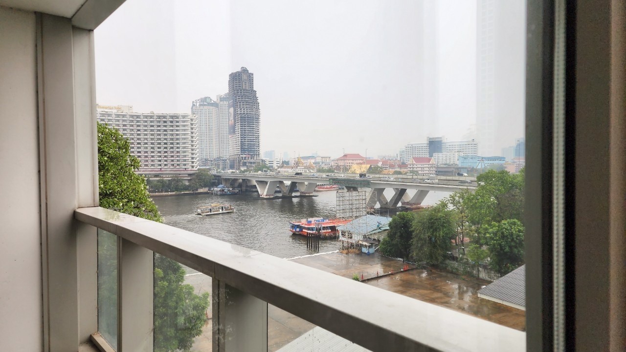 ด่วน  คอนโด THE RIVER ตึก A วิวแม่น้ำเจ้าพระยา ชั้น 7 ห้อง 1 bedroom วิวสะพานกรุงเทพฯทำเลดี