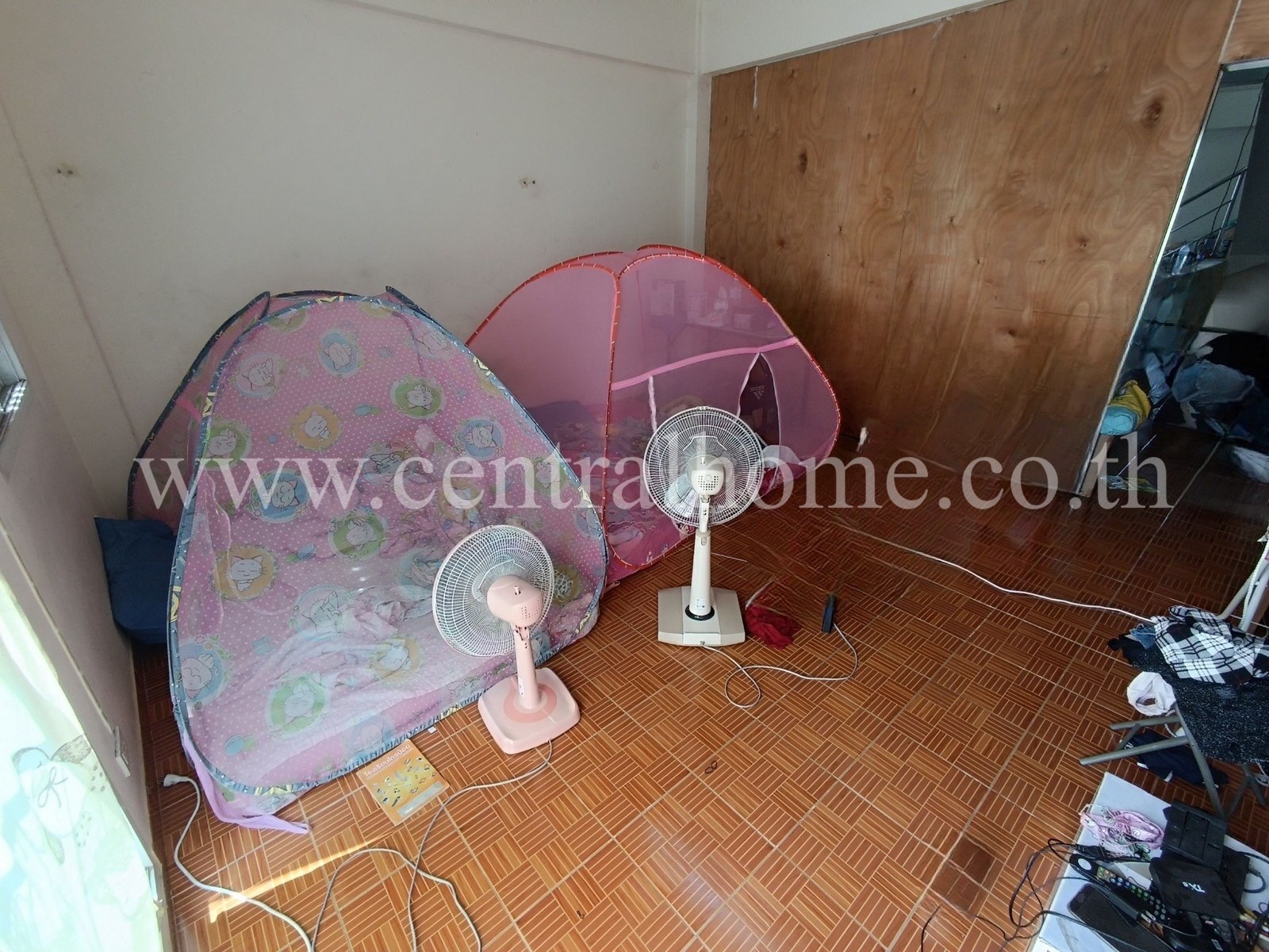 อาคารพาณิชย์ ไทรน้อย ใกล้ ที่ว่าการ อำเภอไทรน้อย