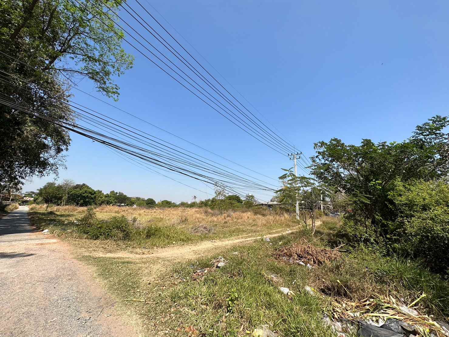 ขายที่ดิน 10-0-20ไร่ ติดถนนมิตรภาพ ต.บ้านโนนสมบูรณ์ อ.บ้านแฮด จ.ขอนแก่น