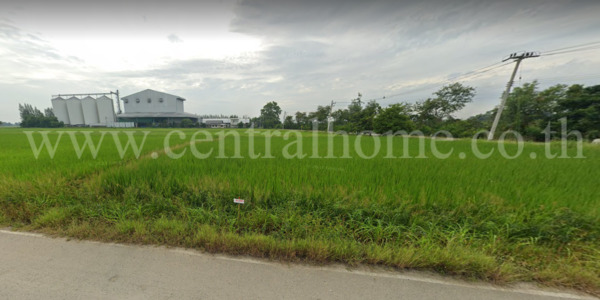 ที่ดินเปล่า เมืองลำพูน ติดสนามฟุตบอลคาวบอยฟิลด์