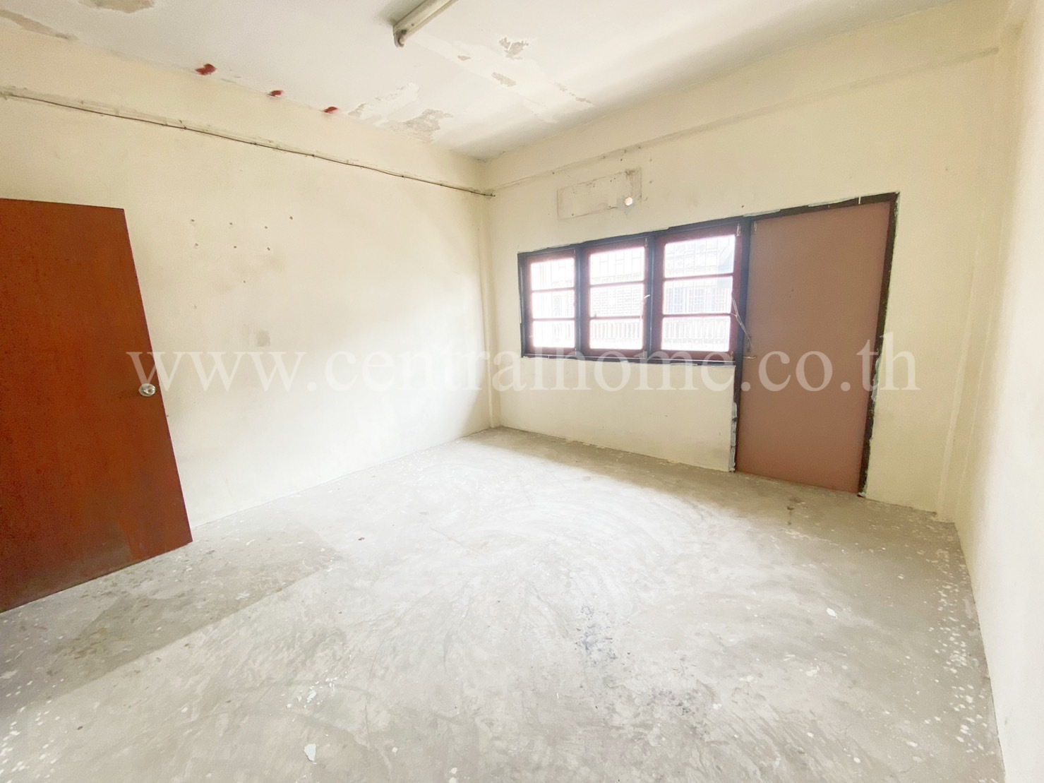 อาคารพาณิชย์ สาทร แกรนด์ วิลล์ สำเพ็ง2