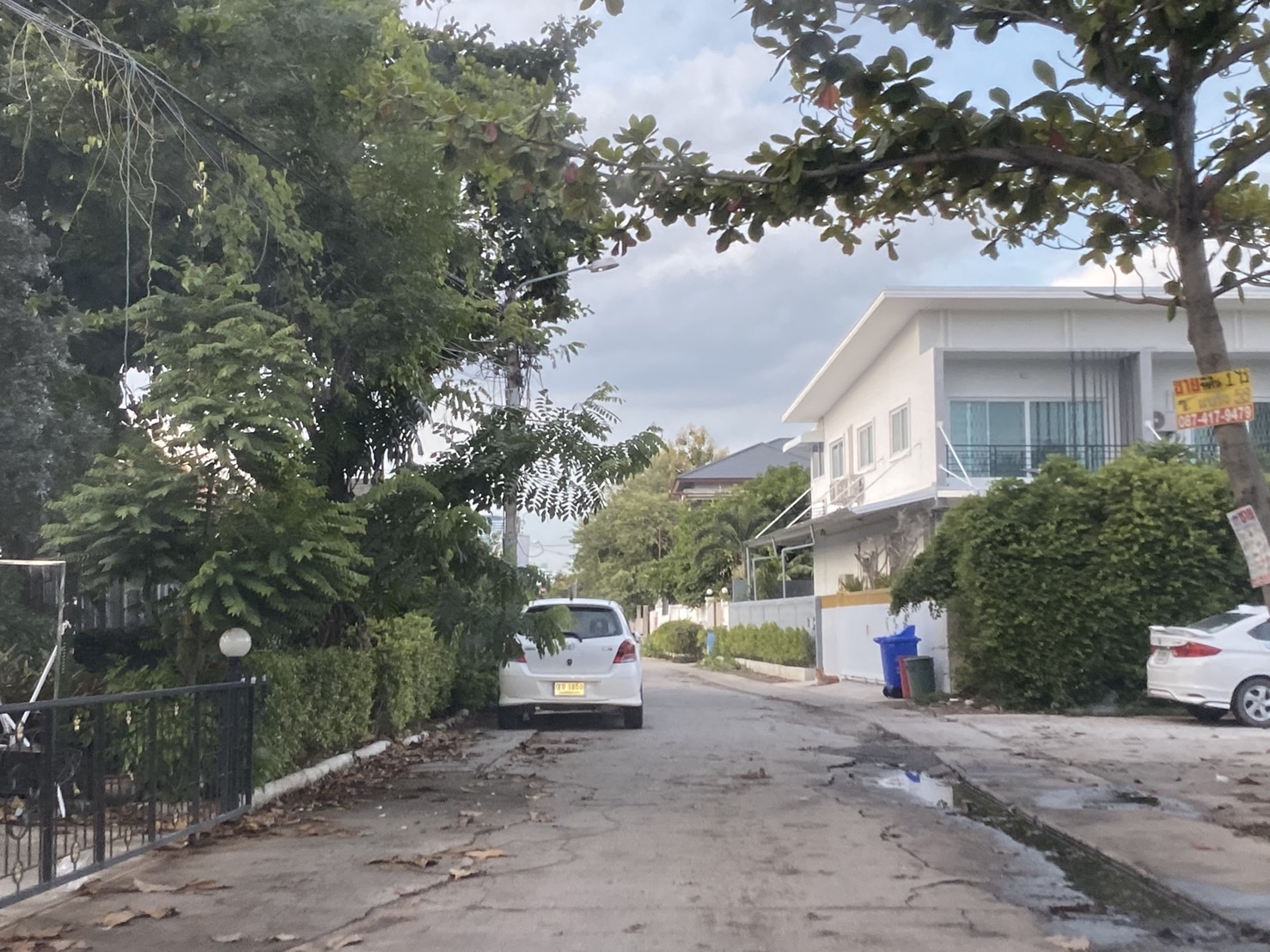 ให้เช่าที่ดินถมแล้ว 223 ตารางวา ซอยแบริ่ง 27 อำเภอเมืองสมุทรปราการ จังหวัดสมุทรปราการ 