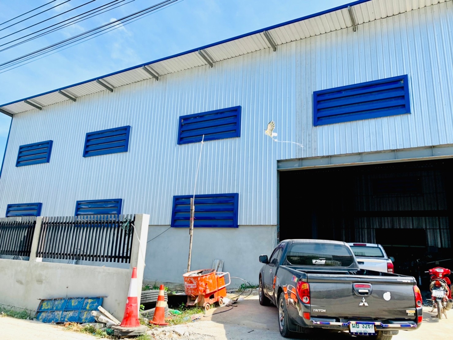 ด่วนที่ดินโรงงาน ออฟฟิศใหม่มีหลายขนาด