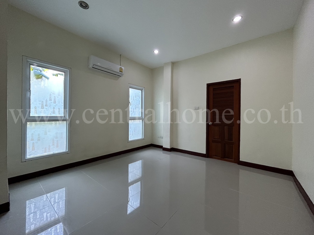 บ้านเดี่ยว หมู่บ้าน ศรีปทุม สามโคก ปทุมธานี (เดอะไพน์ รีสอร์ท)