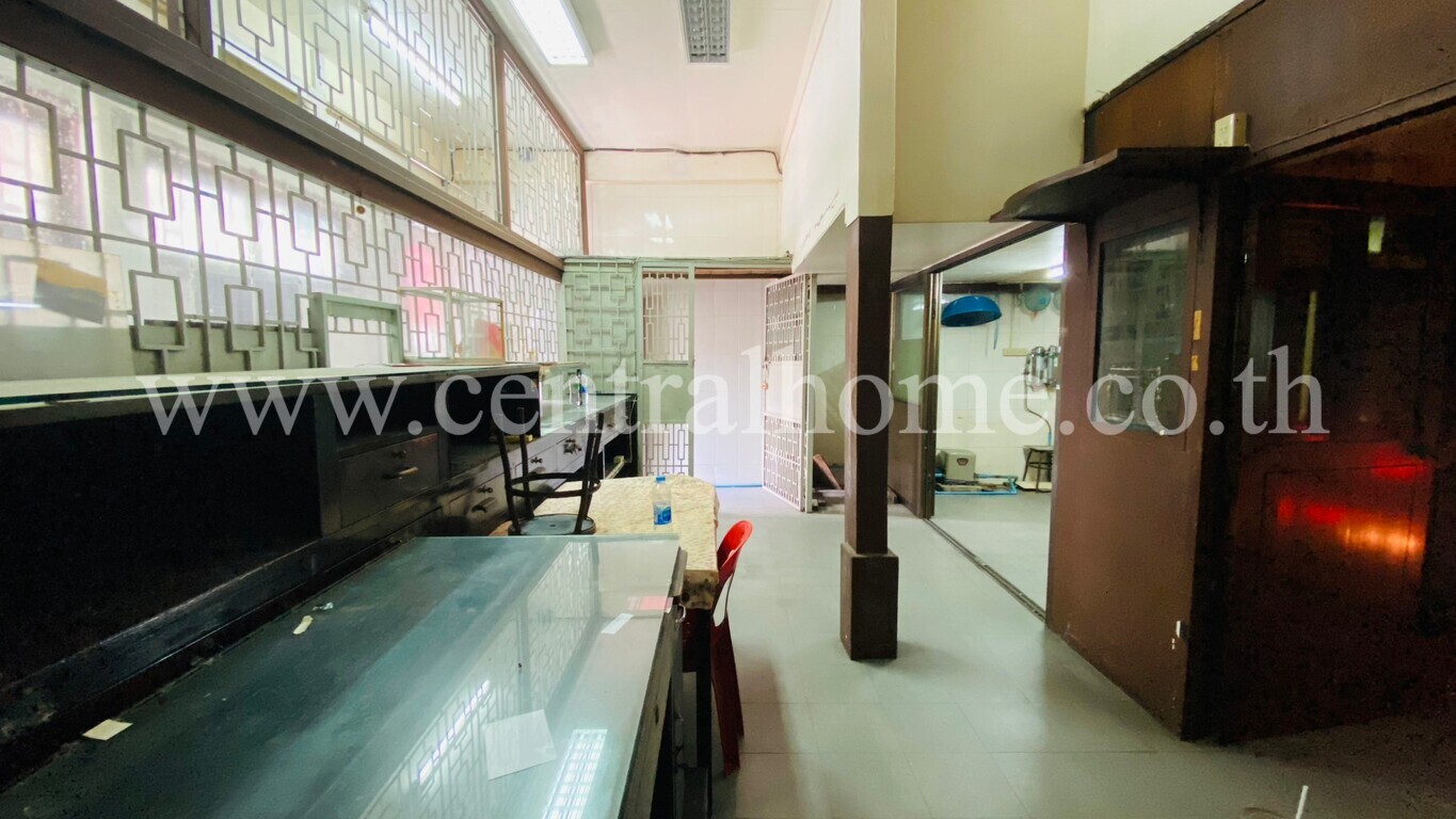 อาคารพาณิชย์ ย่านราชวัตร เขตดุสิต ทำเลทอง ใจกลางเมือง