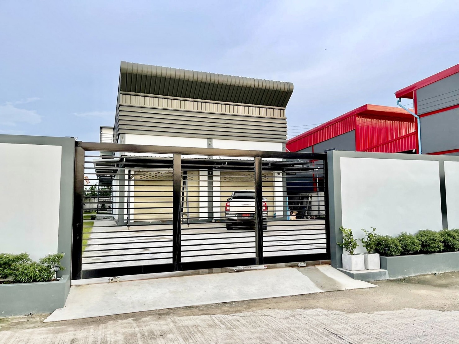 ด่วน เหลือไม่กี่แปลงแล้วแล้ว ที่ดินเหมาะทำออฟฟิศ โกดังโรงงาน เขตไทรน้อ นนทบุรี เริ่มต้น 1.9 ล้านบาท