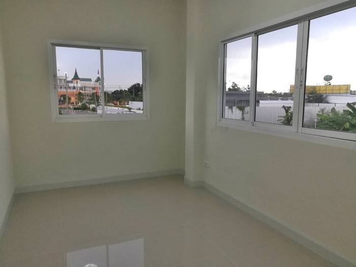 ขายบ้านทาวน์โฮม ​2 ชั้น​  ห้องหัวมุม​ บ้านสวยทำเลดี กรุงเทพ