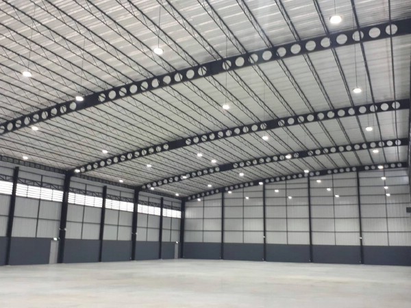 ให้เช่าโกดัง คลังสินค้า โรงงานพร้อมออฟฟิศ ขนาด 1,000 ตารางเมตร ทำเลดีมากติดถนนหทัยราษฏร์ บางชัน คลองสามวา