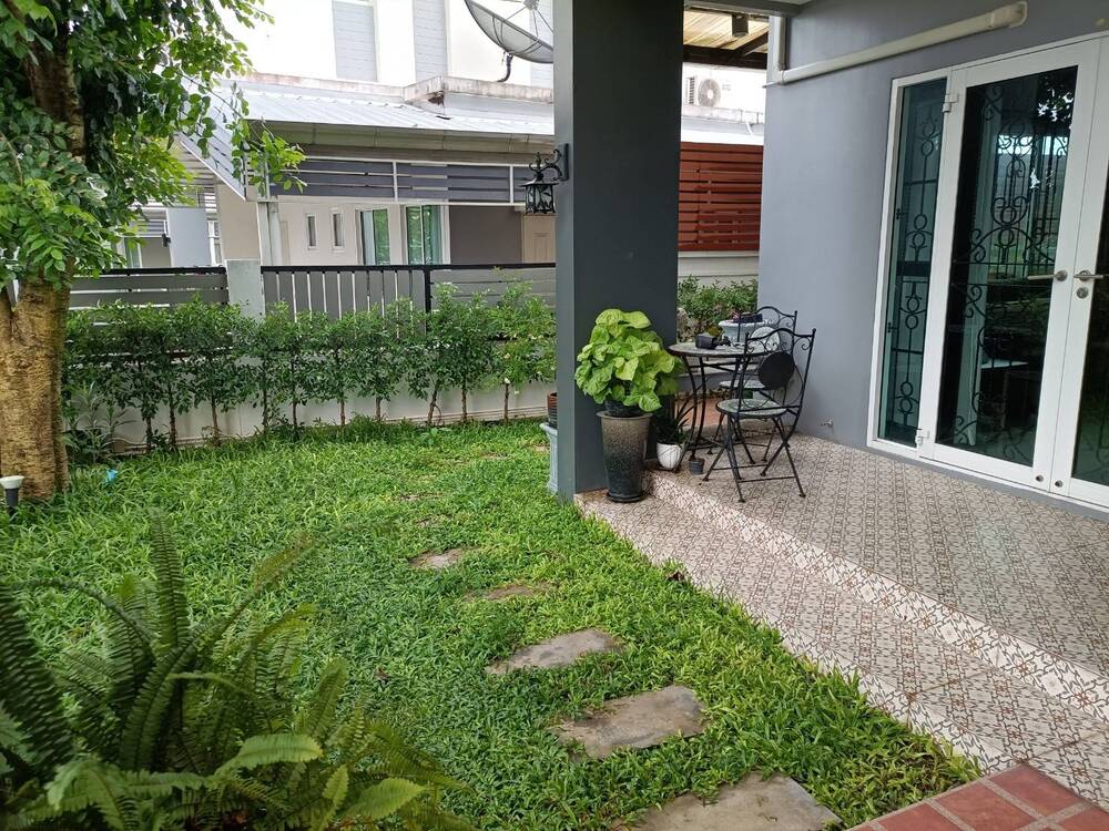 ขายบ้านเดี่ยว หมู่บ้านเบญญาภาปลวกแดง เฟอร์นิเจอร์ครบ พร้อมเข้าอยู่ สุดยอดทำเล  ในปลวกแดง