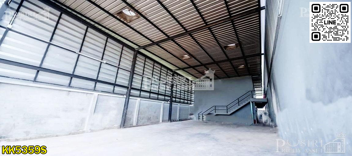 โรงงาน 1.5 ไร่ พื้นใช้สอย 1,838 ตร.ม. ใกล้ ถ. เศรษฐกิจ เงียบสงบท้ายซอยเเวดล้อมโรงงาน เทรลเลอร์เข้าสะดวก พร้อมบ้านพักคนงานอีก 10 ห้อง  KK5359S