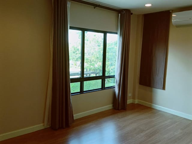 ให้เช่า บ้านเดี่ยว ไลฟ์ บางกอก บลูเลอวาร์ด รามอินทรา 65 ใกล้สถานีรถไฟฟ้าสายสีชมพูสถานี วัชรพลและคู้บอน