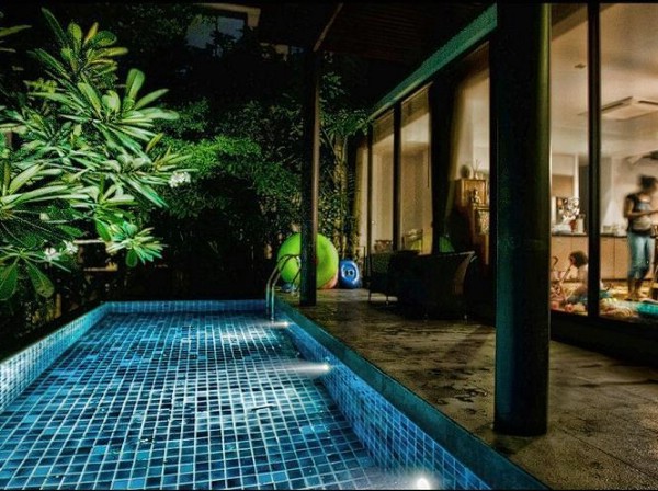 ให้เช่าบ้านพร้อมสระว่ายน้ำส่วนตัว เฟอร์นิเจอร์ครบครัน ทำเลทองซอยสุขุมวิท 63 (เอกมัยซอย 10) ไม่ไกลจาก BTS เอกมัย