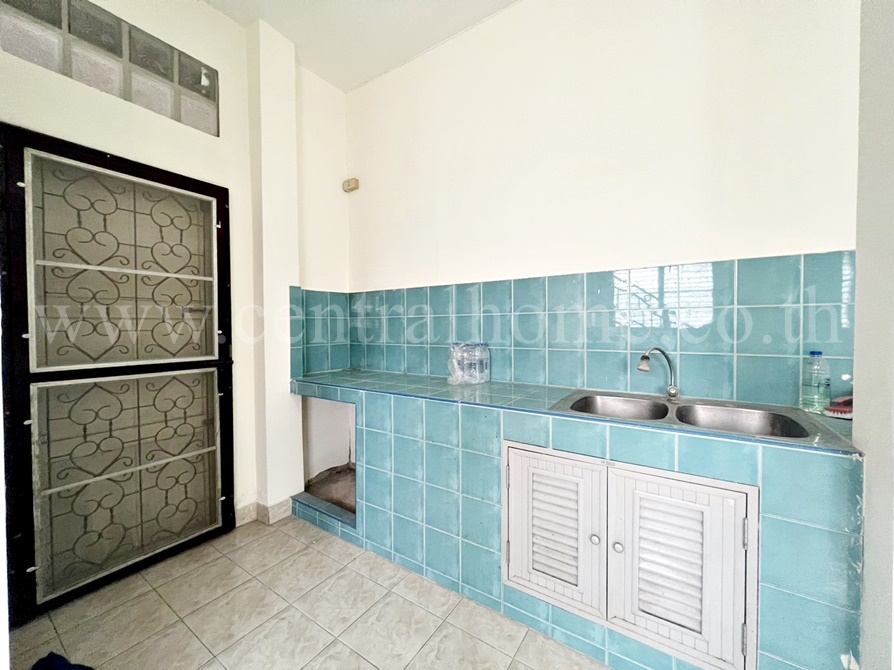 บ้านแฝด หมู่บ้าน มหามงคล บางแวก - พุทธมณฑล สาย 2 รีโนเวทแล้ว