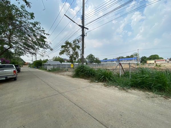ขายที่ดินเปล่าถมแล้ว ในเมืองเอกซอย 4/9 บูรพา 2 ตำบลหลักหก อำเภอเมืองปทุมธานี จังหวัดปทุมธานี