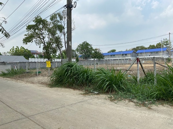 ขายที่ดินเปล่าถมแล้ว ในเมืองเอกซอย 4/9 บูรพา 2 ตำบลหลักหก อำเภอเมืองปทุมธานี จังหวัดปทุมธานี