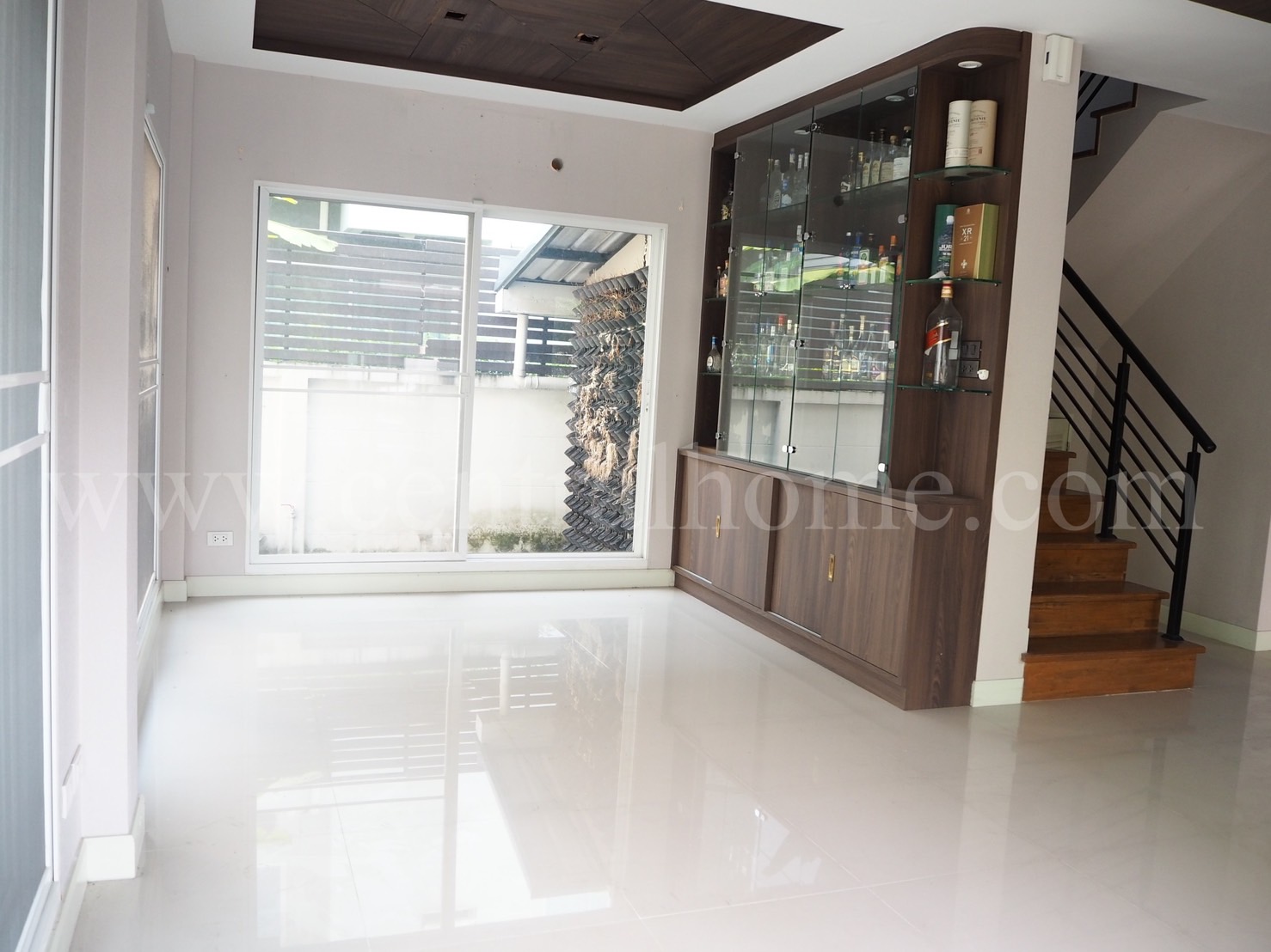 บ้านเดี่ยว บางกอก บูเลอวาร์ด ปิ่นเกล้า - เพชรเกษม หลังริม
